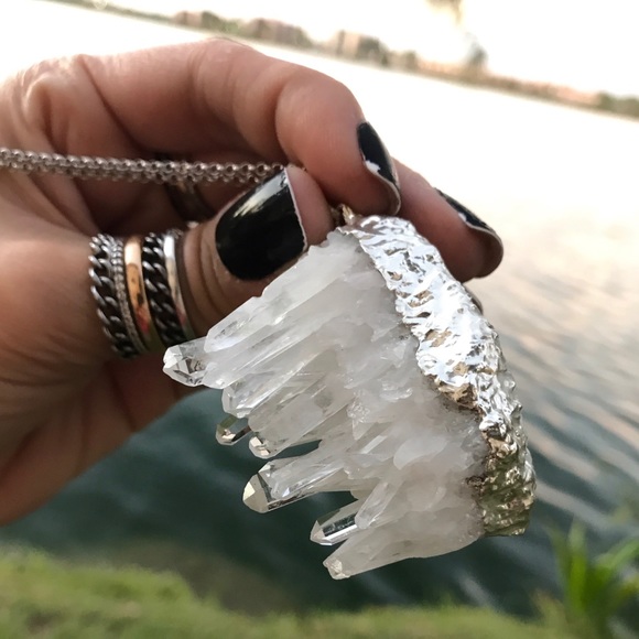 Genuine big crystal quartz boho silver necklace - Picture 4 of 8